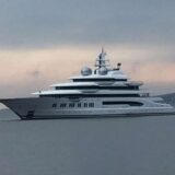 США ВЫПУСКАЮТ ЯХТУ РОССИЙСКОГО ОЛИГАРХА