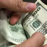 В Киеве выявили коррупционную схему присвоения инвалидности