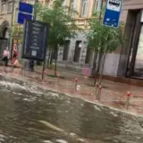 У Києві 15 червня перекрили рух вулицями Жилянської та Антоновича через зливу