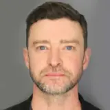 В сети появилась официальная полицейская фотография Джастина Тимберлейка — фото