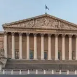 Часть интриги выборов во Франции должна решиться сегодня
