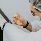 Вакцинація проти COVID-19 – корисний ефект для здоров’я