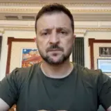 Зеленський продовжив воєнний стан та мобілізацію