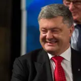 Порошенко через скандал навколо його закону про виїзд чиновників за кордон, наказав нардепам відпочивати непомітно