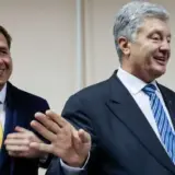 Адвокат Порошенка отримав бронювання від армії