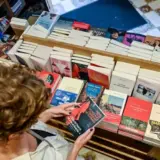 Во Франции присуждены первые литературные премии