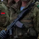 Білорусь під виглядом навчань стягнула до кордону з Україною армію