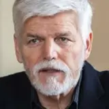 Петр Павел: Україна має право сама розпоряджатися західною зброєю, включаючи F-16
