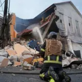 Ракетний удар по Києву – горять будівлі, автомобілі та підприємства