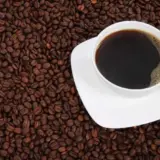У світі стрімко дорожчає кава через посуху у Бразилії