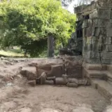 Статуя хранителя найдена в Камбодже — фото
