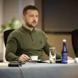 Зеленский извинился за то, что снова вынужден просить о поддержке США