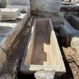 В Измире обнаружена 800-летняя гробница с 12 скелетами