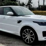 У матери столичного депутата конфискуют дорогой джип