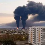 В Крыму горит крупнейшая нефтебаза