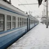 На Закарпатье из-за падения камней с горы сошел с рельс электропоезд