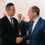 Голова МЗС Угорщини у Москві закликав до миру в Україні