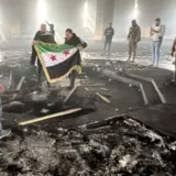 Сирийские повстанцы сожгли могилу бывшего президента страны