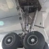Загинув черговий нелегальний пасажир, який летів у відсіку шасі