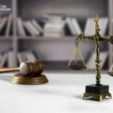 Суд конфисковал имущество скандального телеведущего
