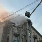Атака дронов – обломки вражеского дрона упали на жилой дом в Печерском районе