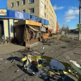 Обстріл Покровська – рашисти поранили трьох людей, пошкодили магазин та адмінбудівлю
