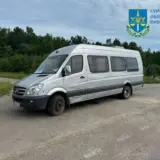 Атака дронов – вражеские дроны атаковали автобус с пассажирами на Сумщине
