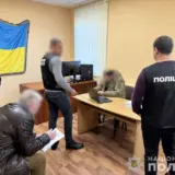 Чиновники ЗСУ масово роздавали додаткові виплати військовим у тилу