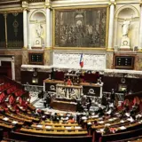 Національна асамблея Франції одноголосно проголосувала за заборону одноразових електронних сигарет