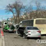ДТП у Києві – ДТП сталася вчора близько 10:45 на вулиці Кубанської України у Деснянському районі