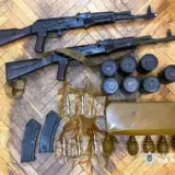 Торговцев оружием задержали на Прикарпатье