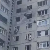 Атака дронів – окупанти вдарили дроном по багатоповерхівці у Харкові