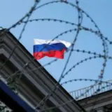 Олігархи масово тікають з Росії
