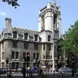 Верховный суд Великобритании постановил, что женщина определяется по биологическому полу