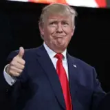 Трамп оголосив рекордну кількість надзвичайних ситуацій