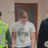 Підлітки побили військового у Києві