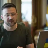 Зеленский хочет отобрать у нардепов американские визы