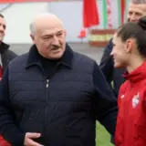 Лукашенко решил немного задержатся во власти