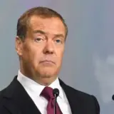 Медведев представил, как может выглядеть буферная зона