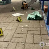 В Житомире мужчина бросил гранату в людей возле супермаркета