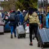 Украинцы массово выезжают за границу
