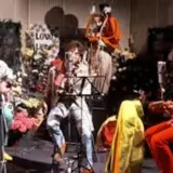 В этот день The Beatles выступили в первой в истории всемирной телепередаче в прямом эфире