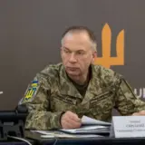 Сырский запретил скопление военных и техники