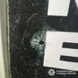 Стрілянина на Прикарпатті – чоловік розстріляв автомобіль з дитиною