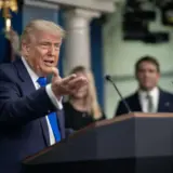 Военная помощь Украине -Трампа не интересует, кто остановил помощь Украине