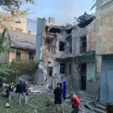 Обстріл Львова – зафіксовано влучання російського дрону в двоповерховий житловий будинок