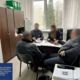 Депутат вместо службы сидел дома и получал зарплату