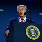 Трамп позволит беженцам из Украины оставаться в США