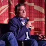 Режиссер первых трех фильмов знаменитой франшизы “Голый пистолет” не собирается смотреть четвертый