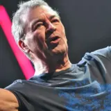 Вокаліст Deep Purple Ієн Гіллан відзначає сьогодні свій ювілей – біографія та найкращі пісні – відео